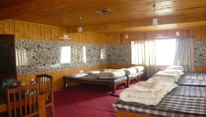 lounge resort kashmir